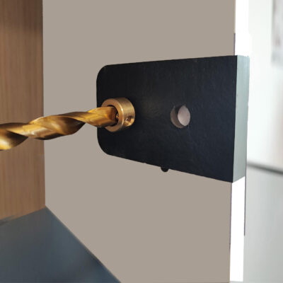 Kit de montage pour charnières